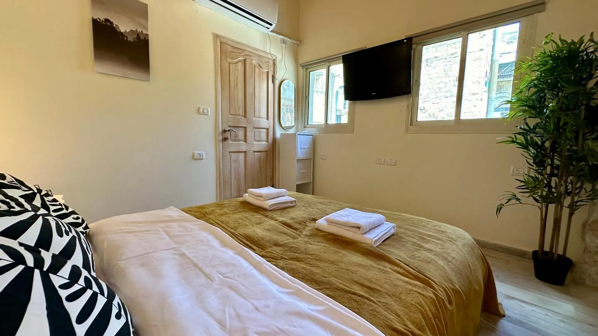 Pearl Apartment In Haifa With Terrace 0*,  Israel