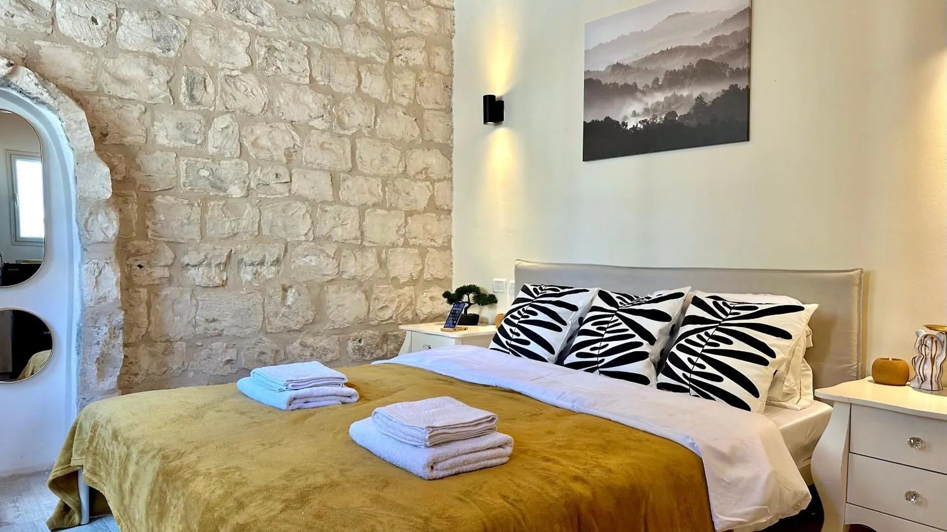 Pearl Apartment In Haifa With Terrace