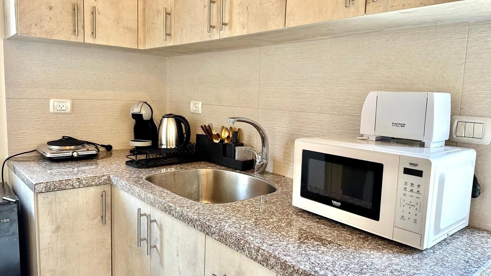 Pearl Apartment In Haifa With Terrace